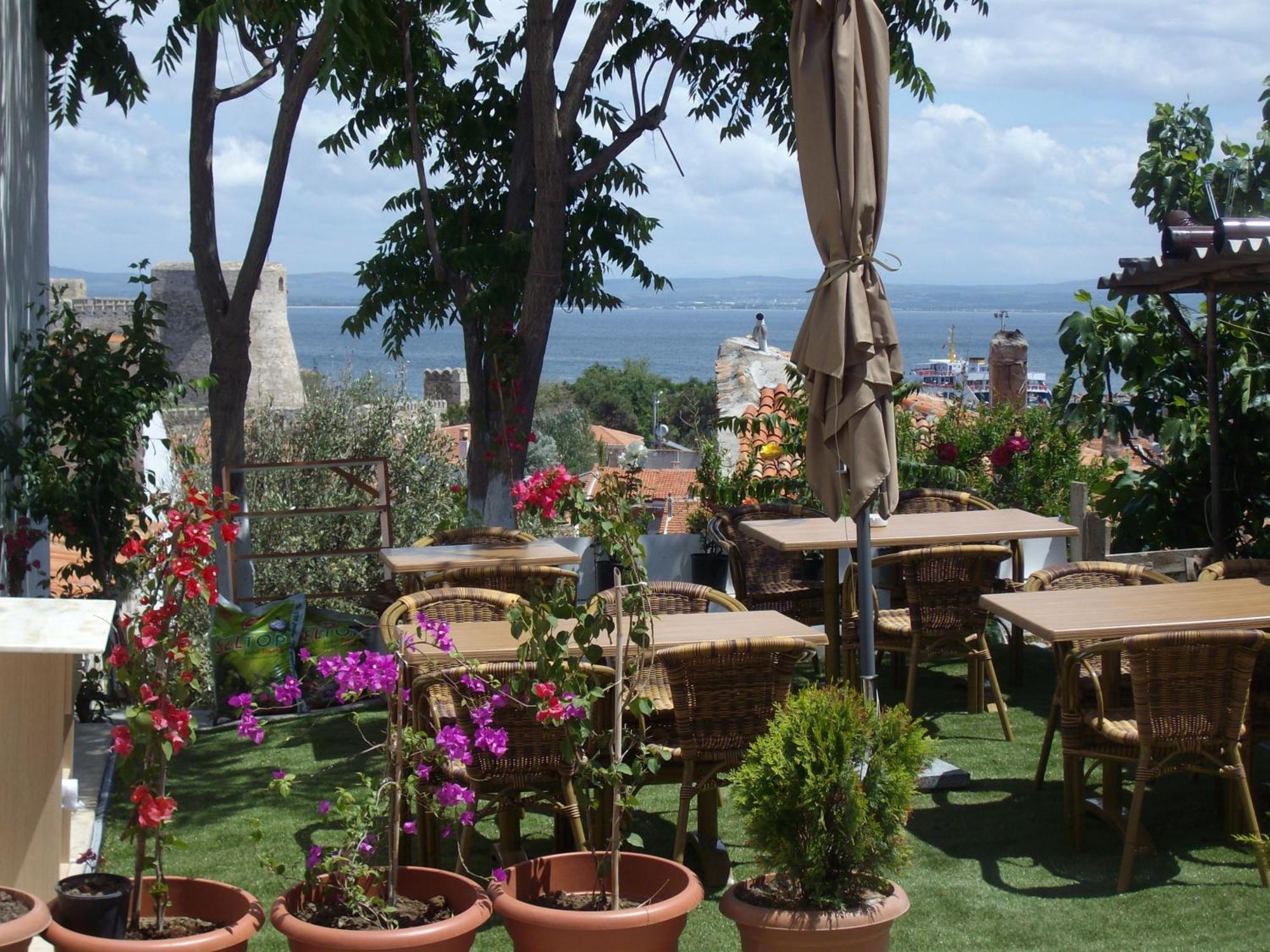 Adali Guest House Бозджаада Екстериор снимка