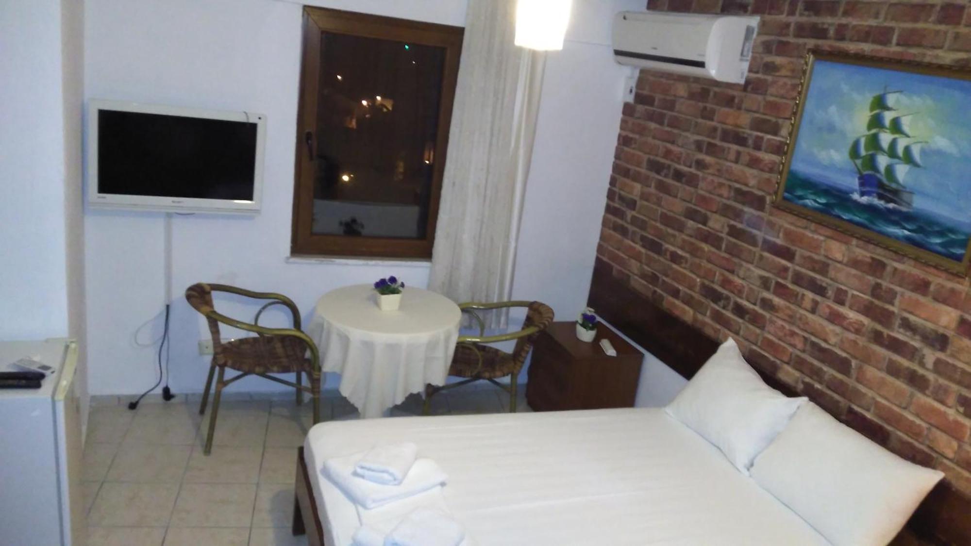 Adali Guest House Бозджаада Екстериор снимка
