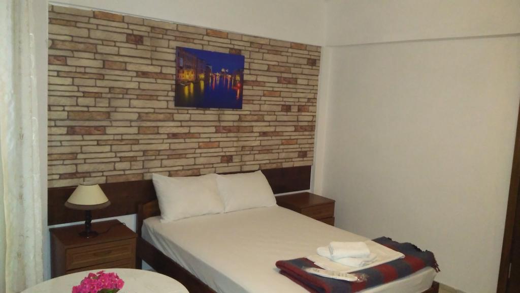 Adali Guest House Бозджаада Екстериор снимка