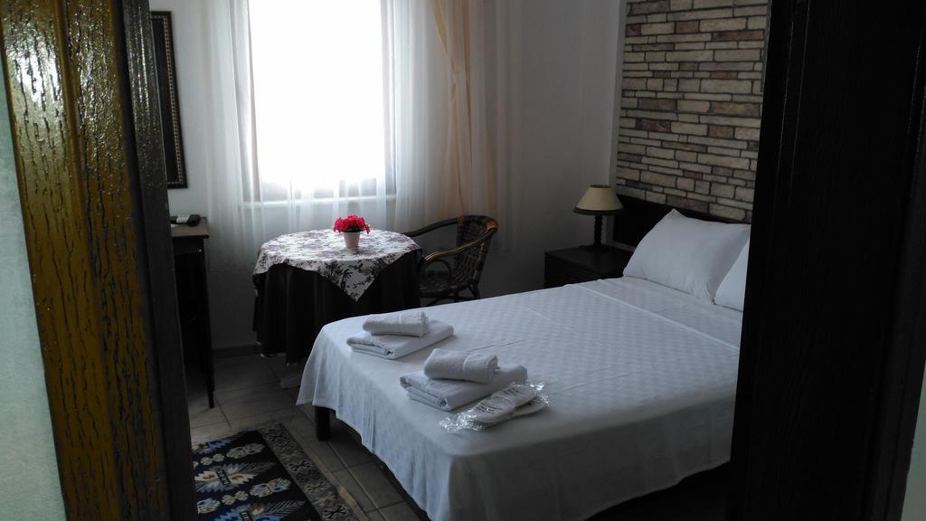 Adali Guest House Бозджаада Екстериор снимка