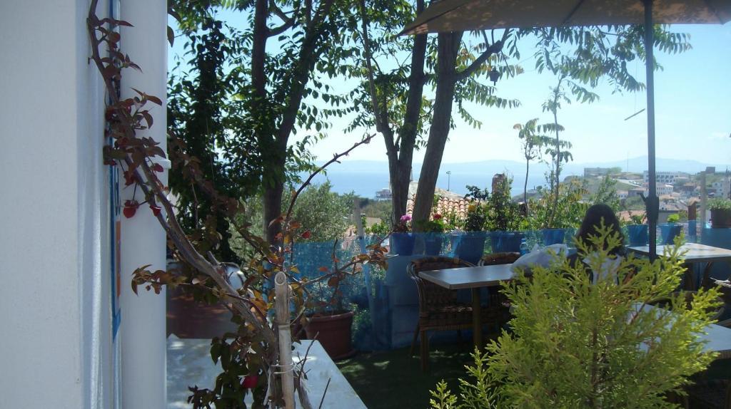 Adali Guest House Бозджаада Екстериор снимка