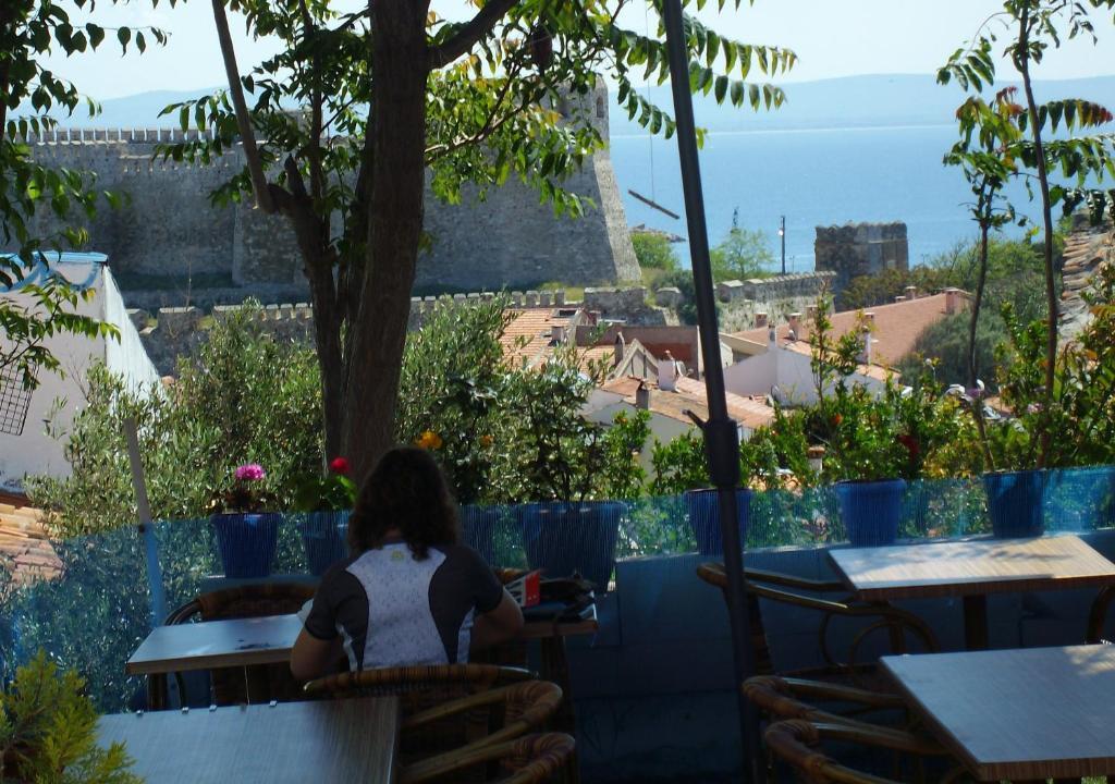 Adali Guest House Бозджаада Екстериор снимка