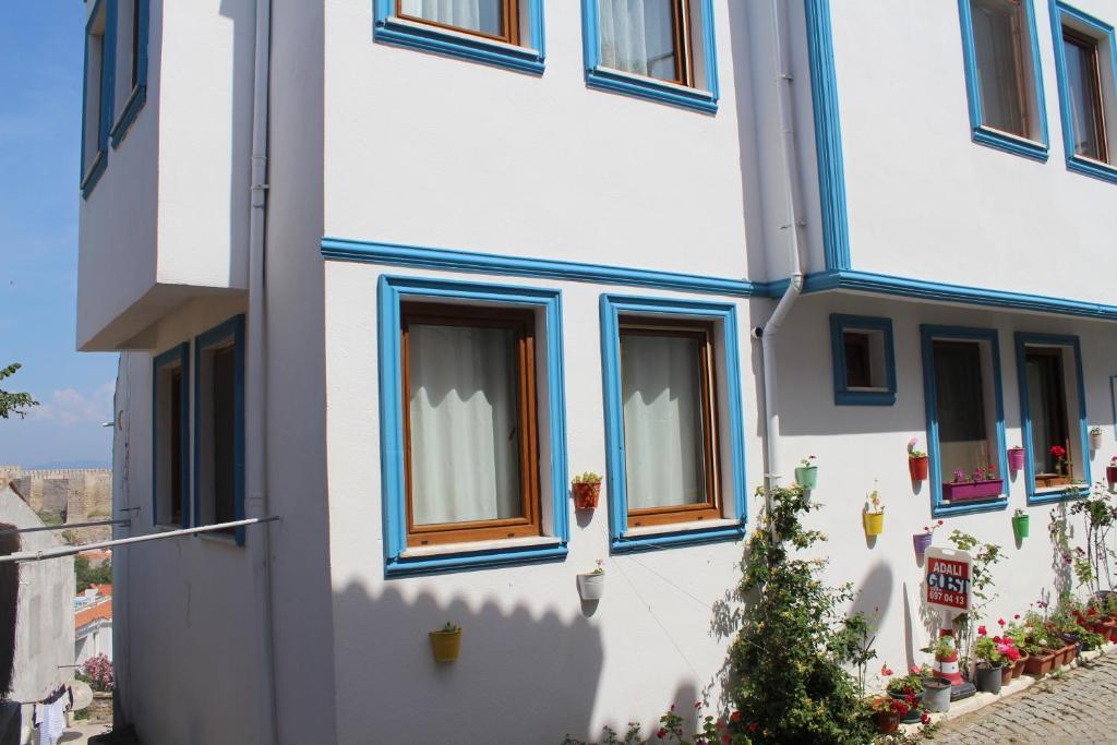Adali Guest House Бозджаада Екстериор снимка